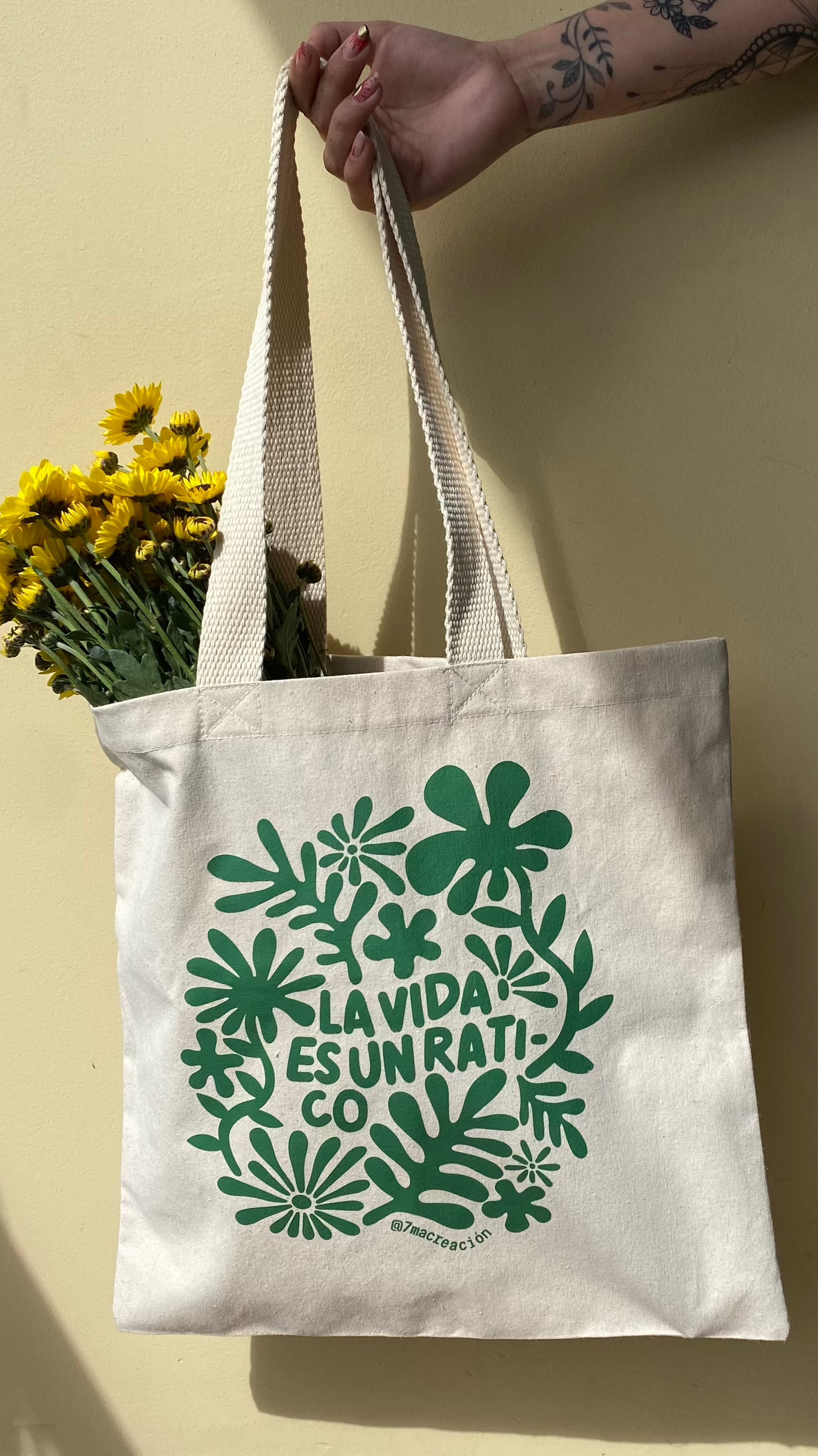 Tote bag